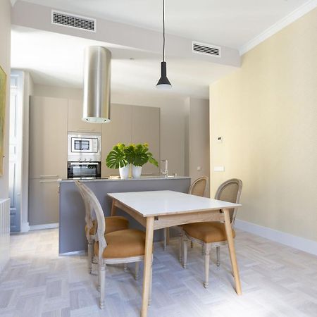 Precioso Apt En La Plaza De La Paja Latina Madrid Eksteriør bilde